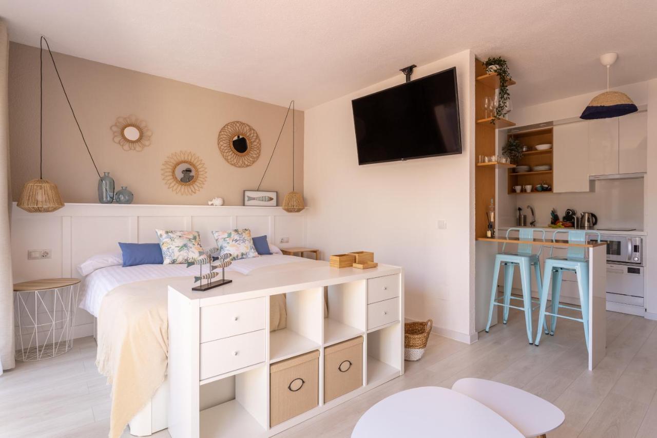 マルベーリャOleholidays Romana Playa 223 Primera Linea Playaアパートメント エクステリア 写真