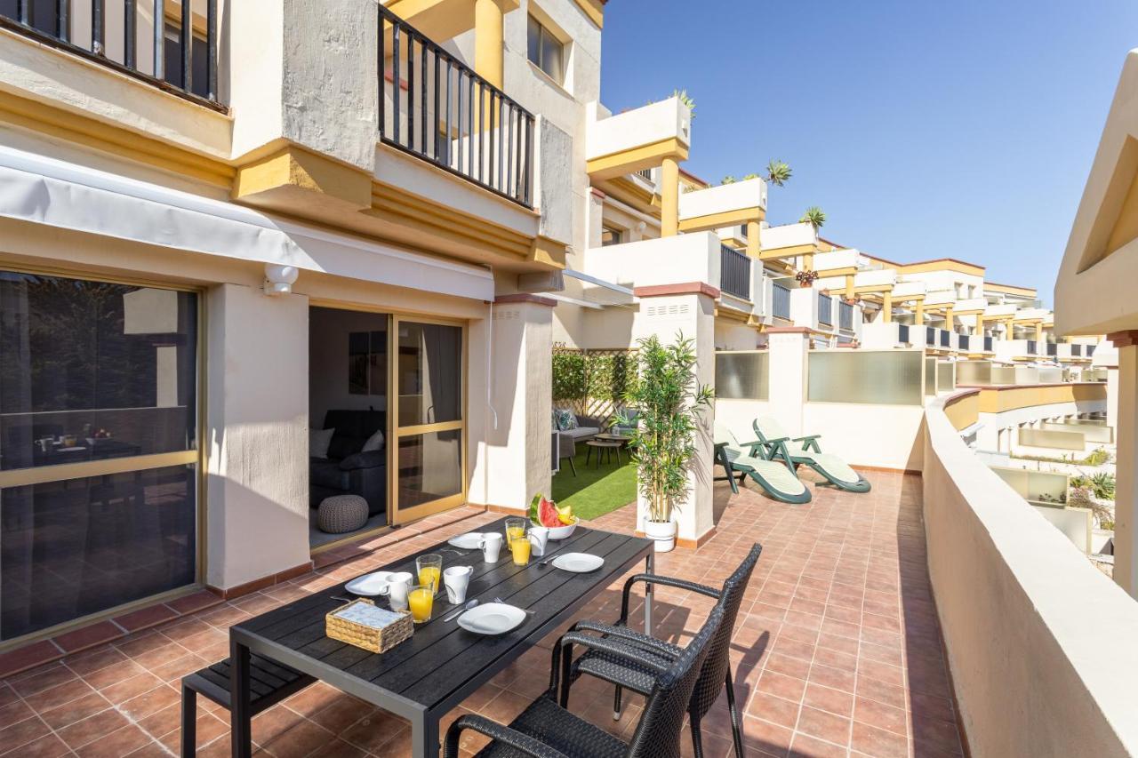 マルベーリャOleholidays Romana Playa 223 Primera Linea Playaアパートメント エクステリア 写真